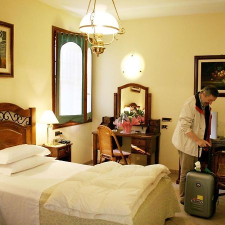 Hotel Corte Vecchia San Prospero Extérieur photo