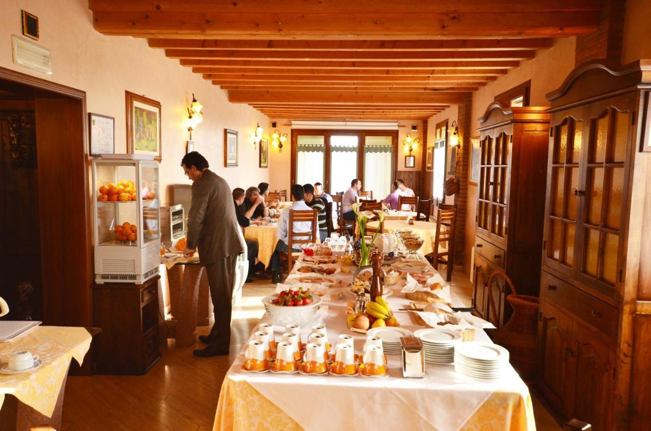 Hotel Corte Vecchia San Prospero Extérieur photo