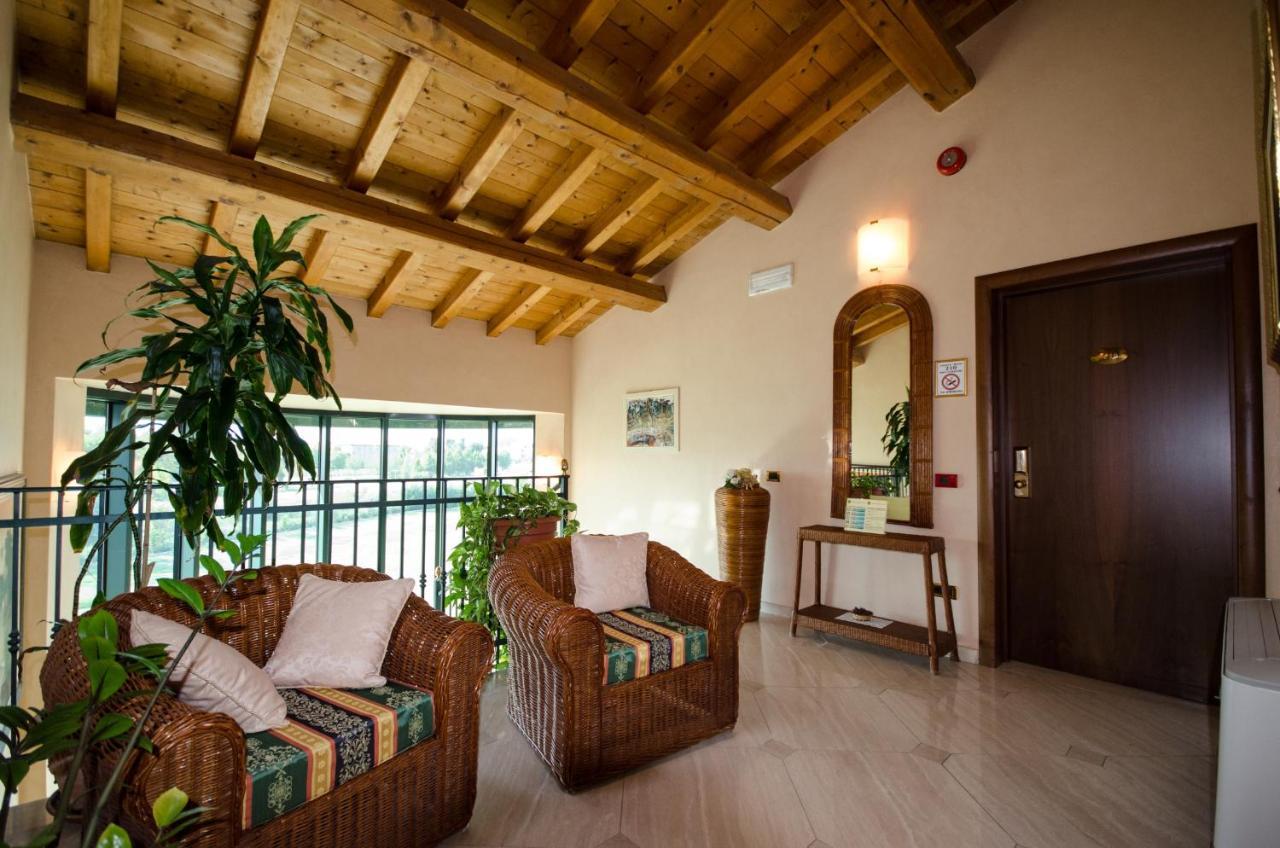 Hotel Corte Vecchia San Prospero Extérieur photo