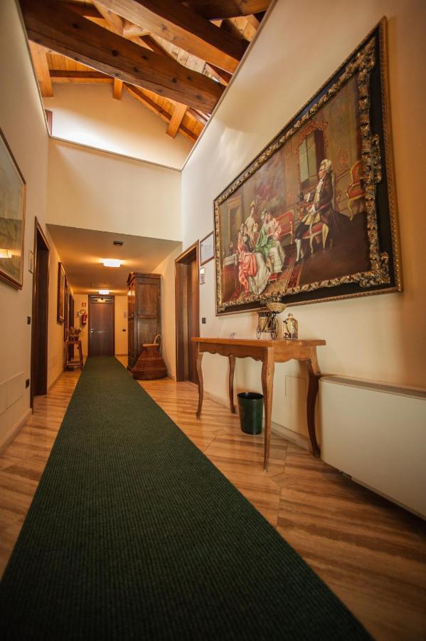 Hotel Corte Vecchia San Prospero Extérieur photo