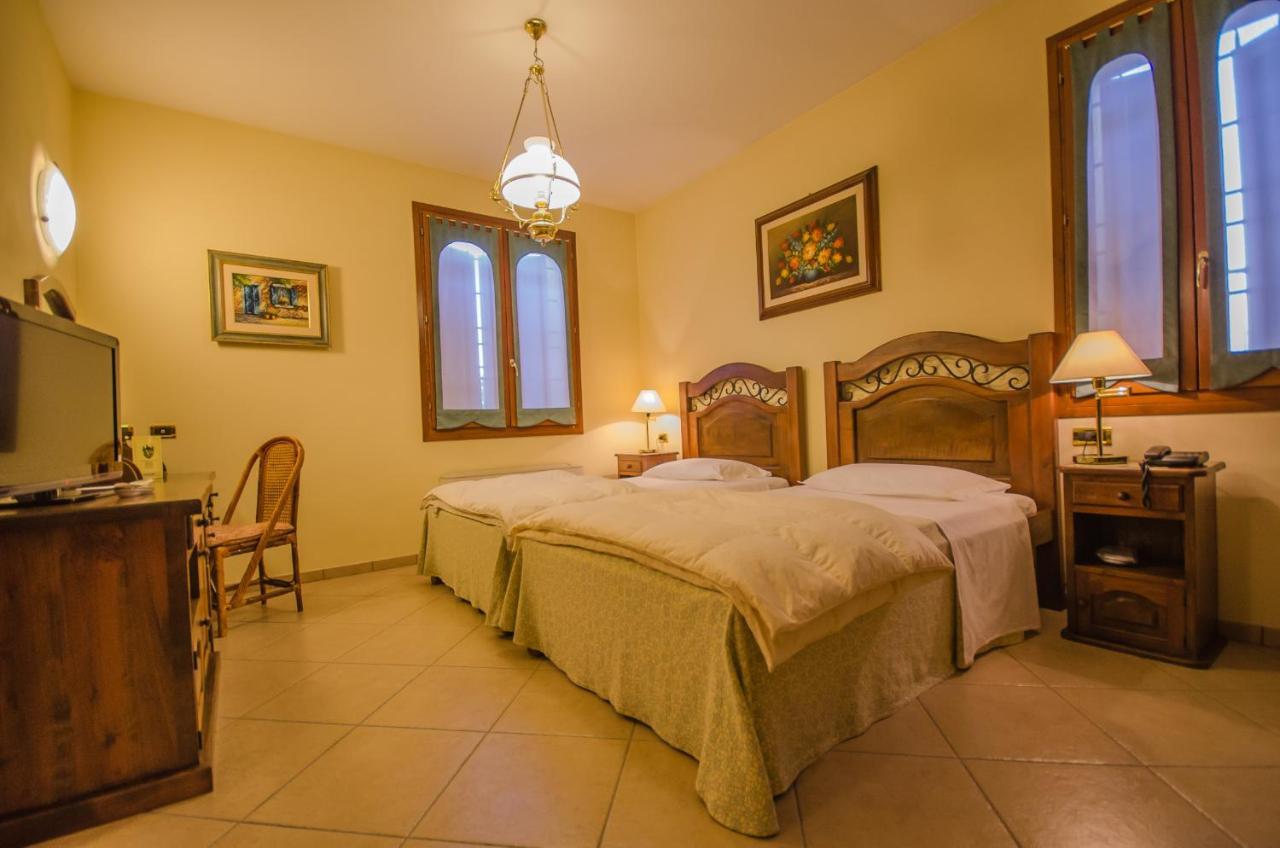 Hotel Corte Vecchia San Prospero Extérieur photo