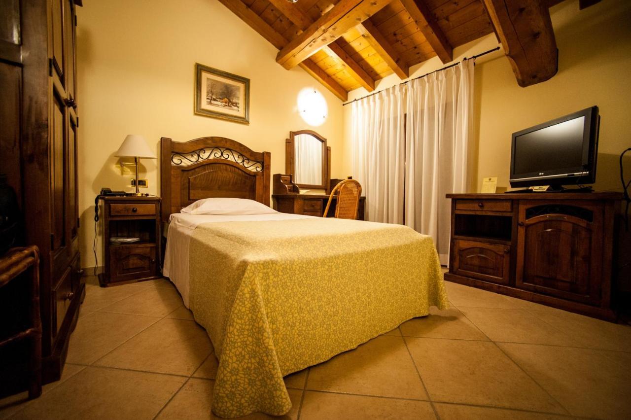 Hotel Corte Vecchia San Prospero Extérieur photo